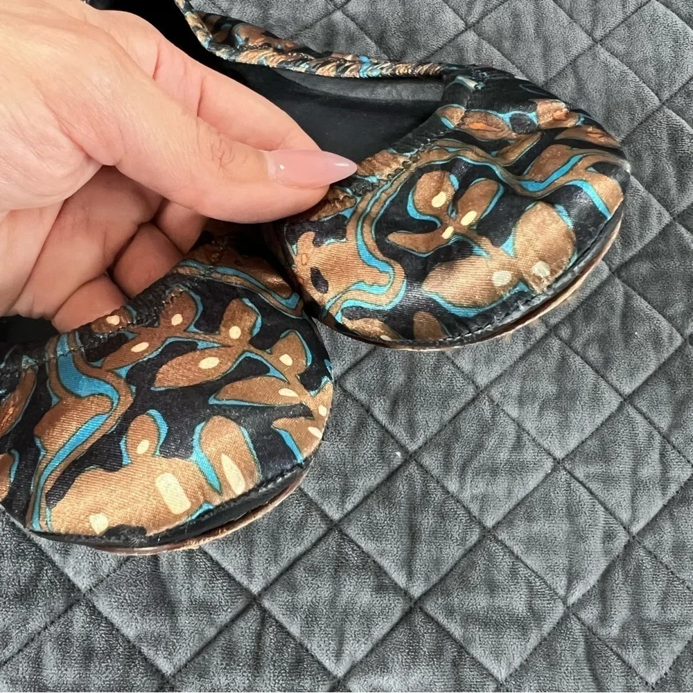 Tory Burch Ballet Flats Women’s 8.5 Shoes Floral Satin Round Toe
